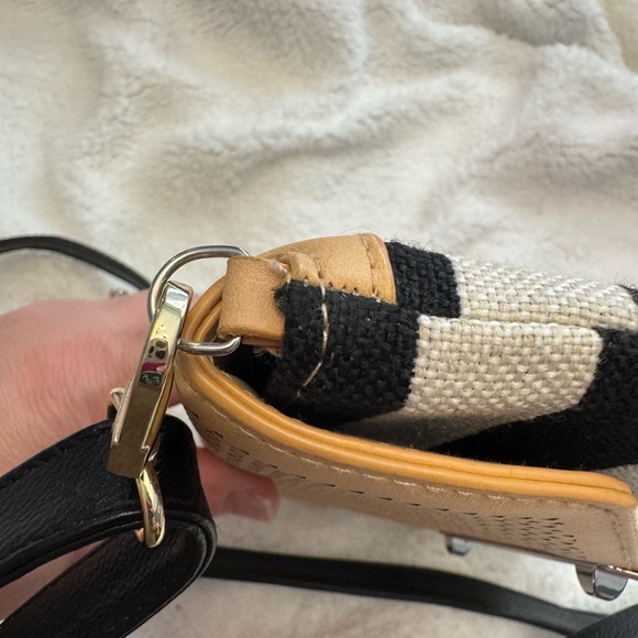 Stella & Dot Convertible Envelope Crossbody - Picture 7 of 8